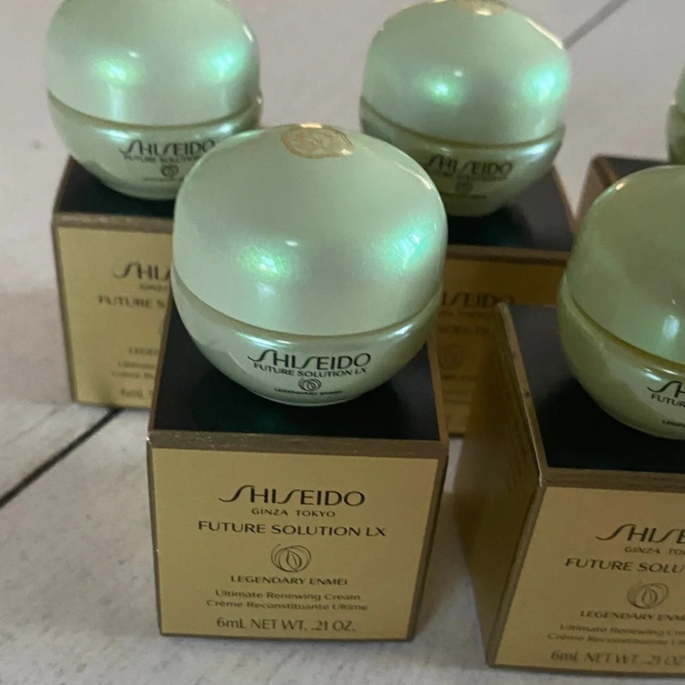 Shiseido Future Solution LX Enmei Cream - Picture 2 of 3